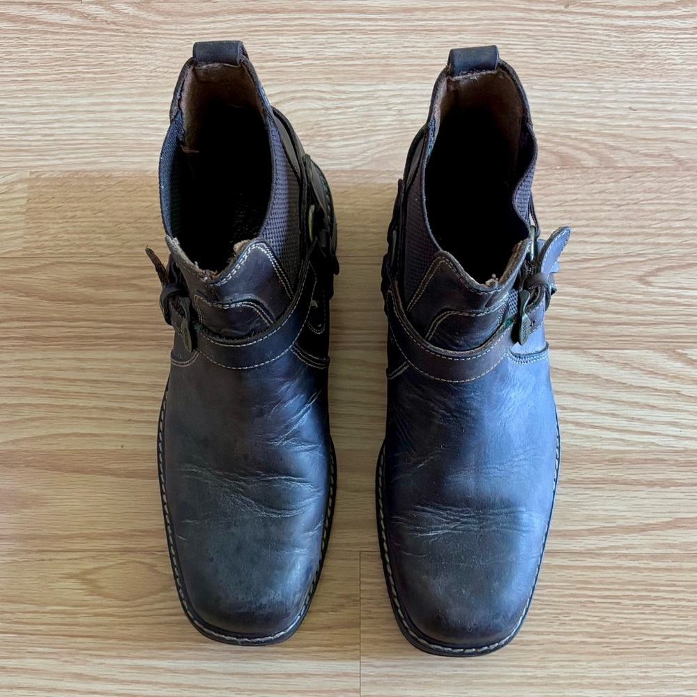 Men's Brown Leather Harness Boots M45